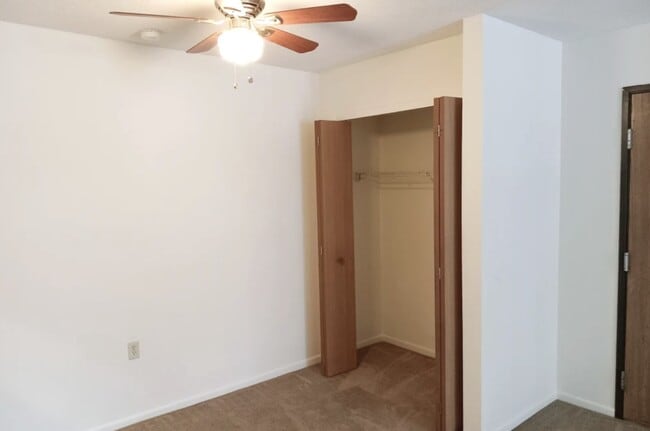 Building Photo - 608 N 4th St