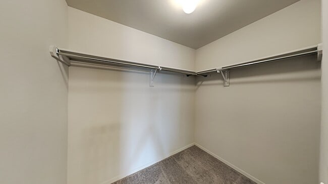 Building Photo - Very Nice 4 Bedroom 2 Bath in El Reno Schools