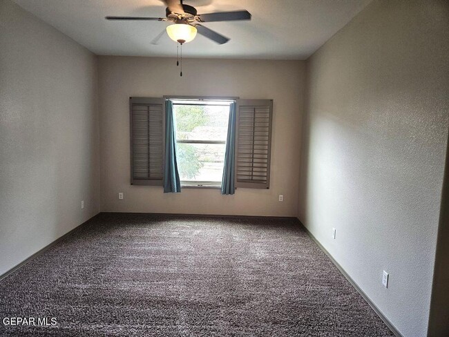 Building Photo - 7116 Copper Town Dr