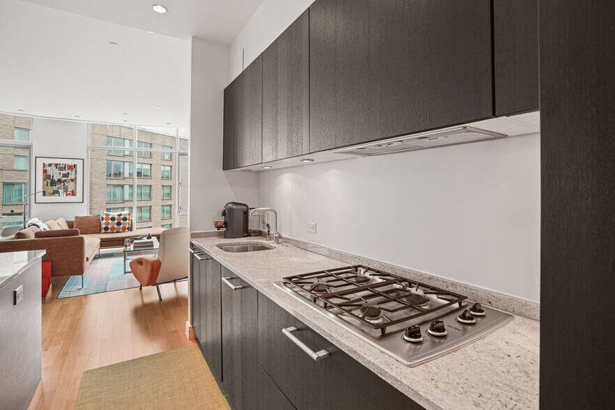 Building Photo - 1177 22nd St NW