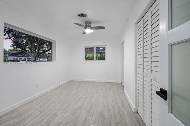 Building Photo - 7516 NW 44th Ct