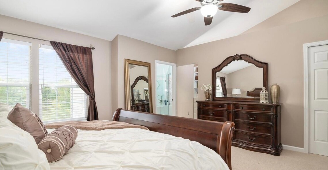Building Photo - 1028 Meandering Way