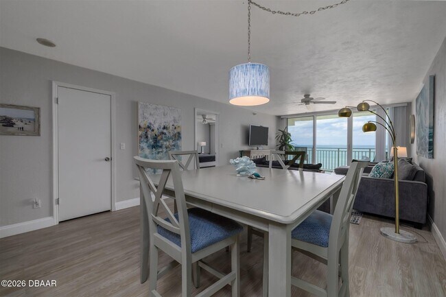 Building Photo - 2545 S Atlantic Ave