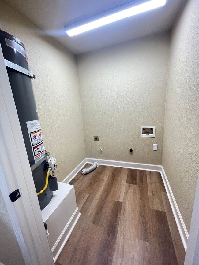 Building Photo - 3 bed / 2 ba house - Yuba City