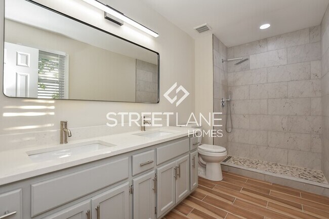 Building Photo - NOW OFFERING FIRST FULL MONTH FREE OR ONE ...