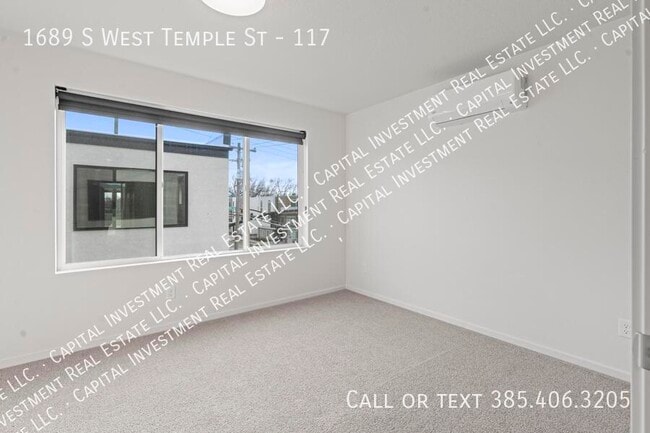 Building Photo - 1689 S W Temple St