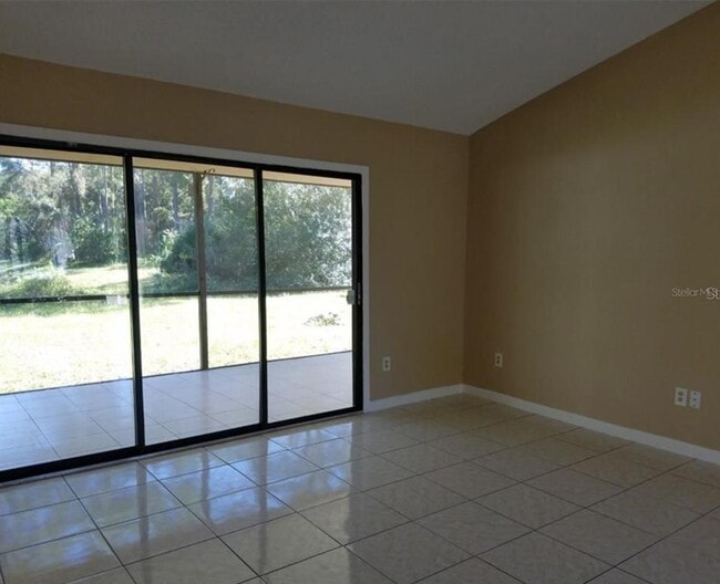 Building Photo - 3546 Acorn St