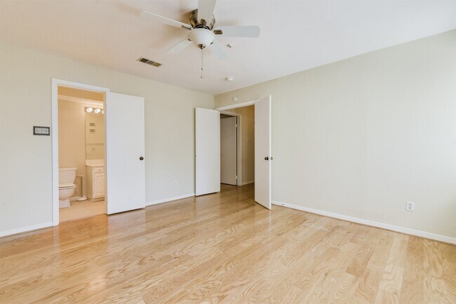 Building Photo - 15169 Kimberley Ct