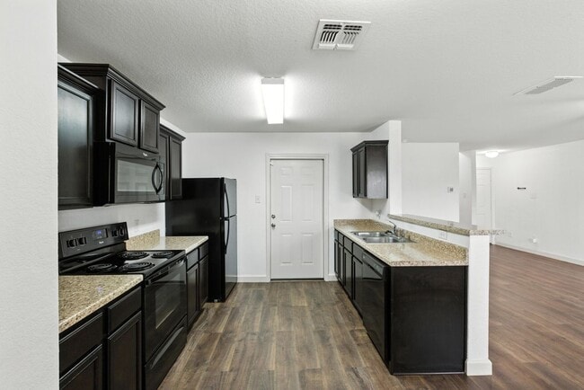 Building Photo - 6031 Southern Vis