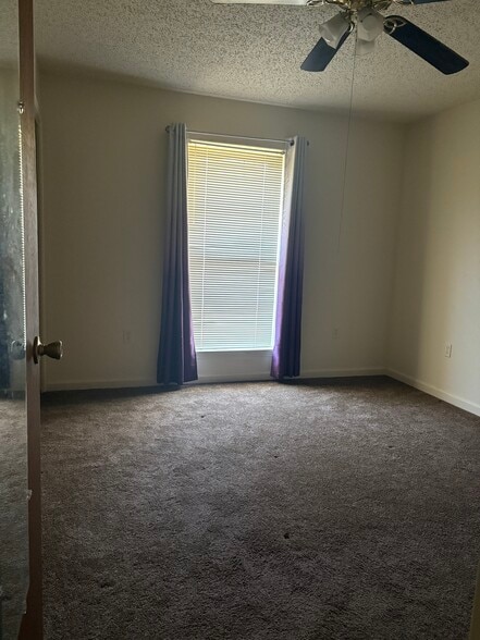 Building Photo - 1672 Brightside Dr