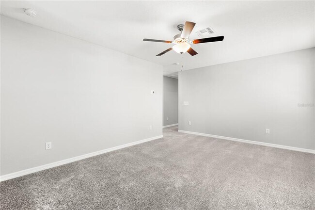 Building Photo - 10217 Summer Kiss Ave