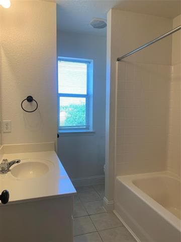 Building Photo - 10905 Braemoor Dr