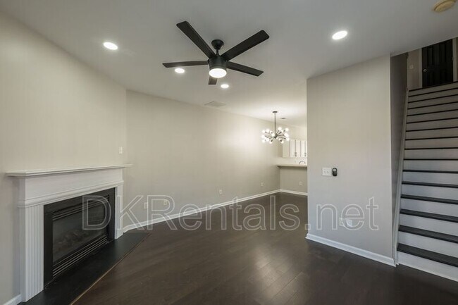 Building Photo - 3177 Mill Springs Cir NE