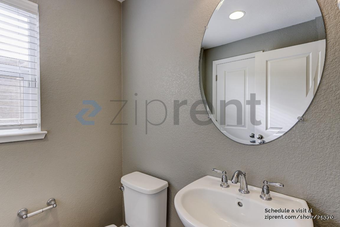 Building Photo - 1465 Durfee Ct