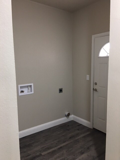 Washer and Dryer Hook Ups - 2632 E 14th St