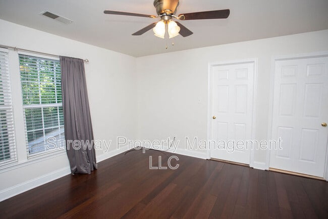 Building Photo - 130 Mount Vernon Ct
