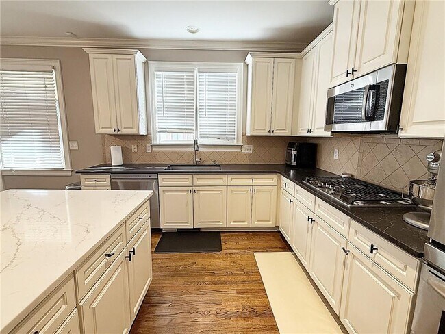 Building Photo - 5177 Dovecote Trail