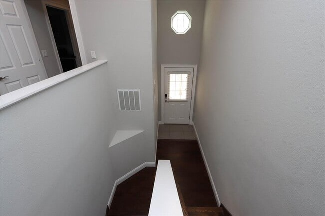Building Photo - 3617 Bay Heights Way
