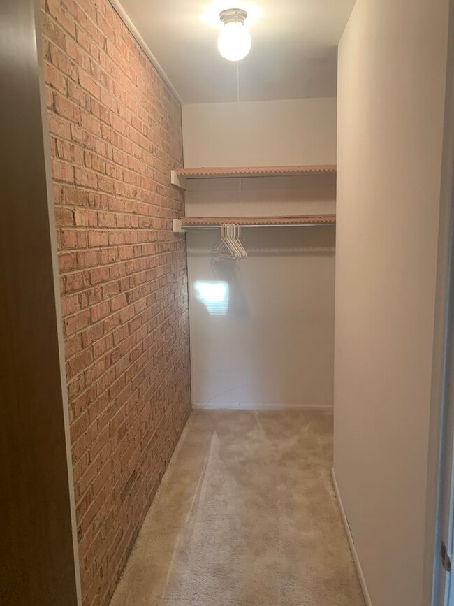 Building Photo - 1836 Wildberry Dr