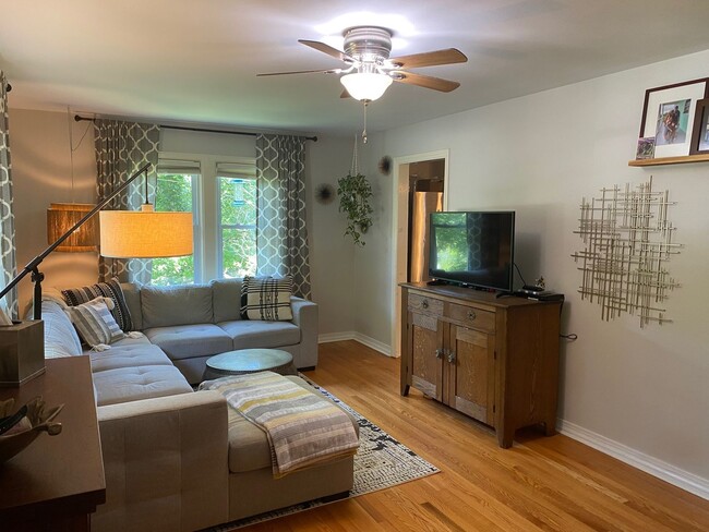 Building Photo - North AVL - Spacious Home with Large Yard and Outdoor Fireplace!