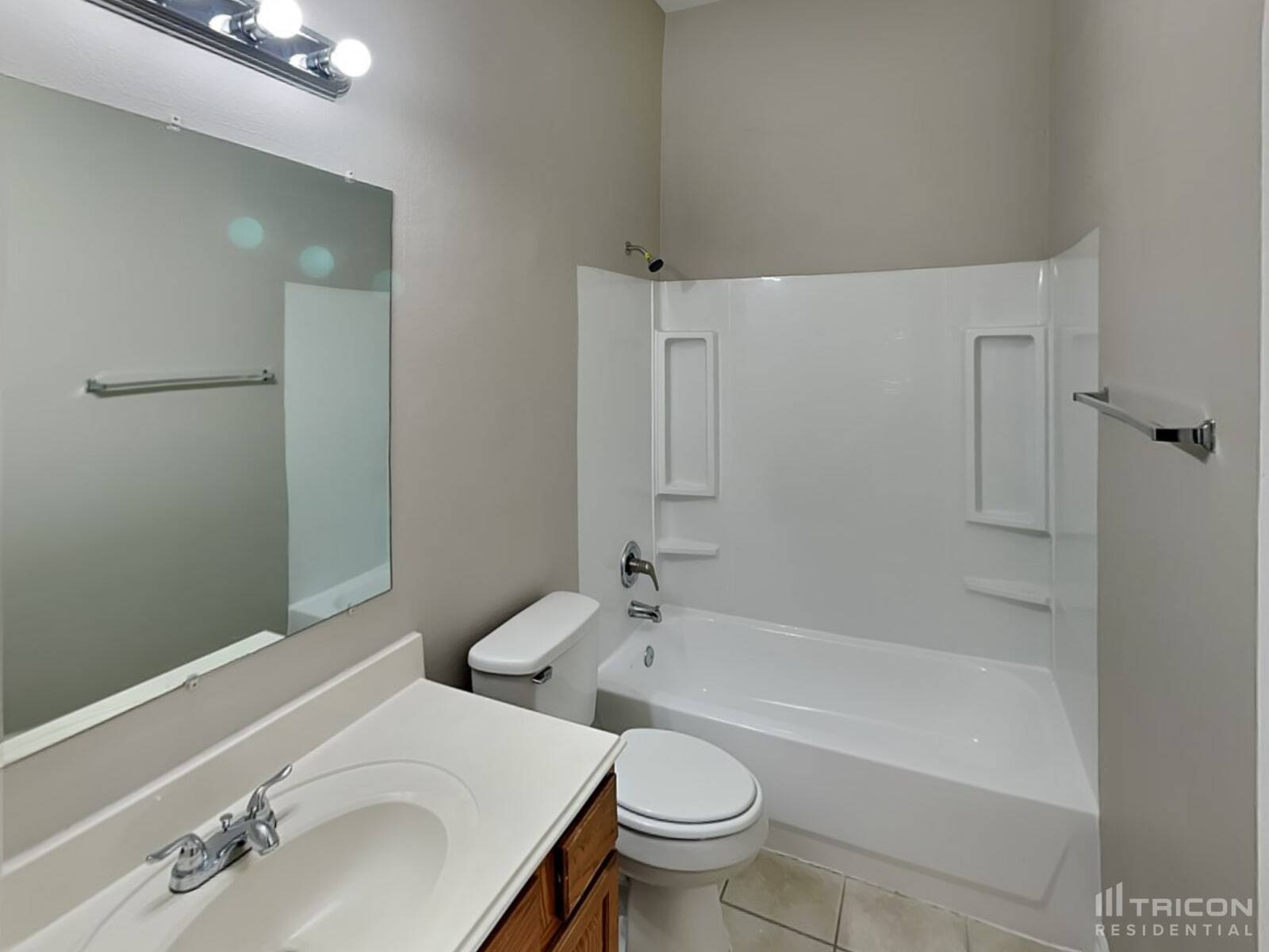 Building Photo - 24022 Holleygate Ct