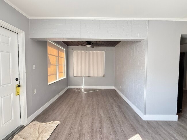 Building Photo - 4506 Matanzas Ave