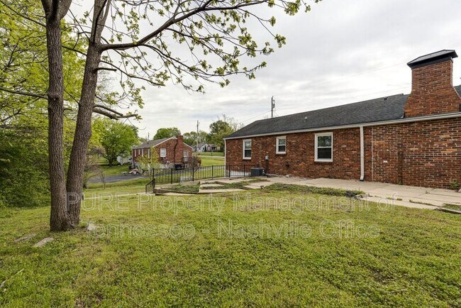 Building Photo - 254 Collier Ave