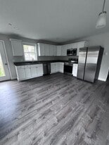Building Photo - Birchlane
