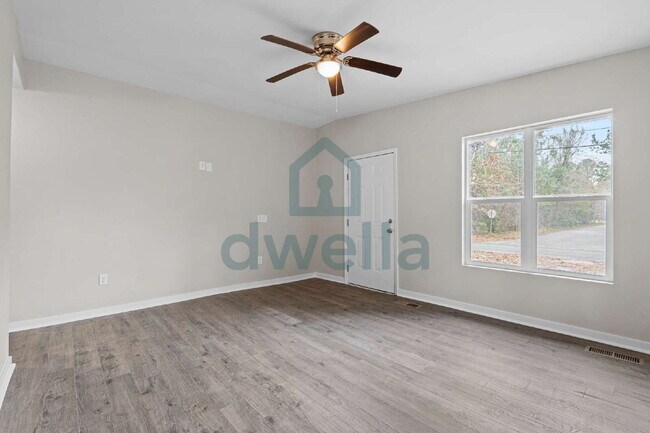 Building Photo - Charming 3-Bedroom Home on Curtis Drive - Cozy Living in Sumter!