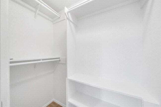 Building Photo - 23939 Griffin House Ln