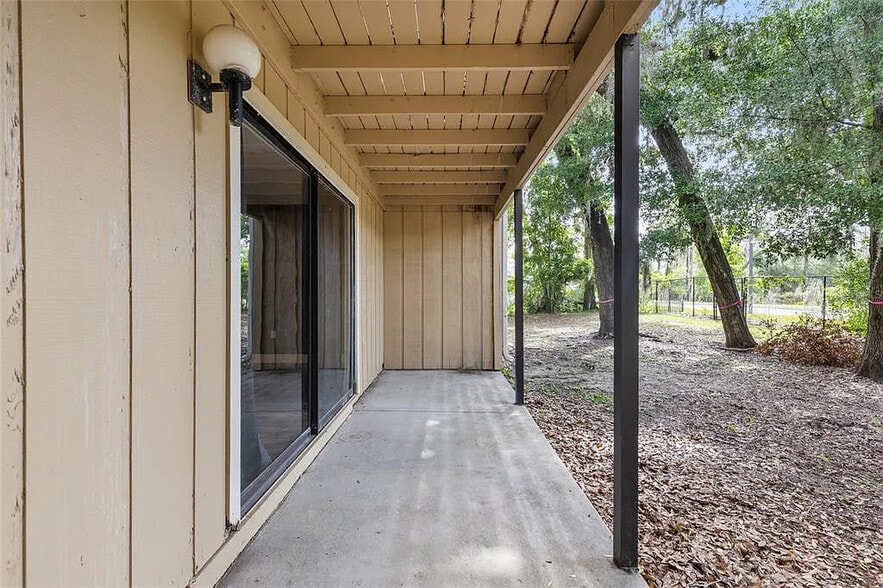 Downstairs Porch - 507 NW 39th Rd