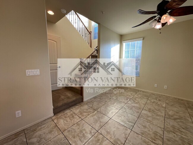 Building Photo - 4709 E Portola Valley Dr