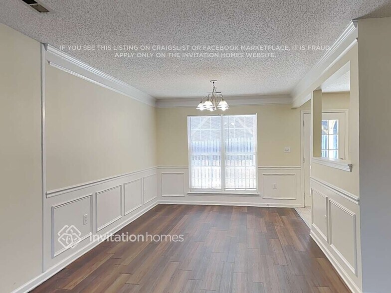 Building Photo - 216 Bradford Glyn Dr