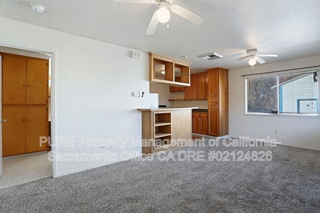 Building Photo - 7777 Uplands Way