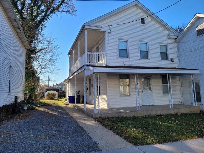 Primary Photo - 120N. Penn St. - 2 bedroom house - $950/m ...