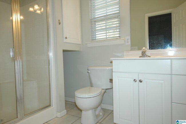 Building Photo - 108 Holland Trail