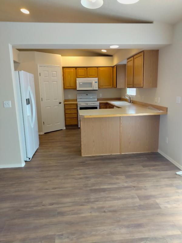 Building Photo - 295 Cedarpark Circle