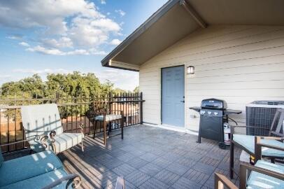 Building Photo - 1508 Avenue W