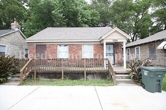 Building Photo - 1898 E McLemore Ave