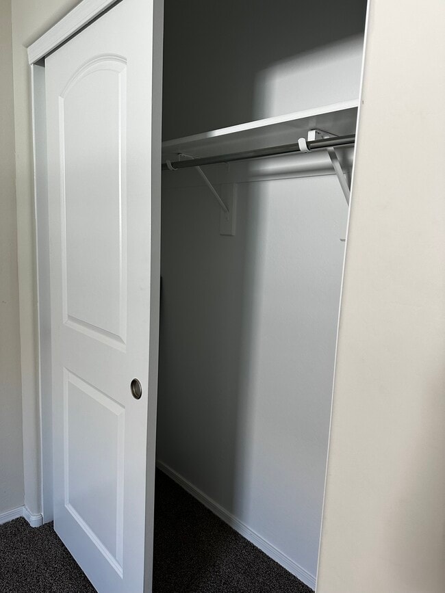 Building Photo - 35288 W San Alvarez Ave