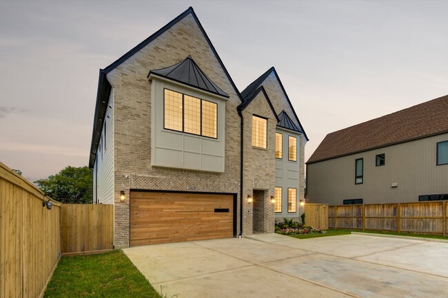 Building Photo - 1726 Wilde Rock Way