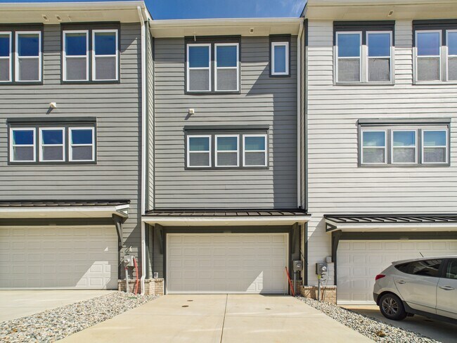 Building Photo - 308 Ferebee Pl