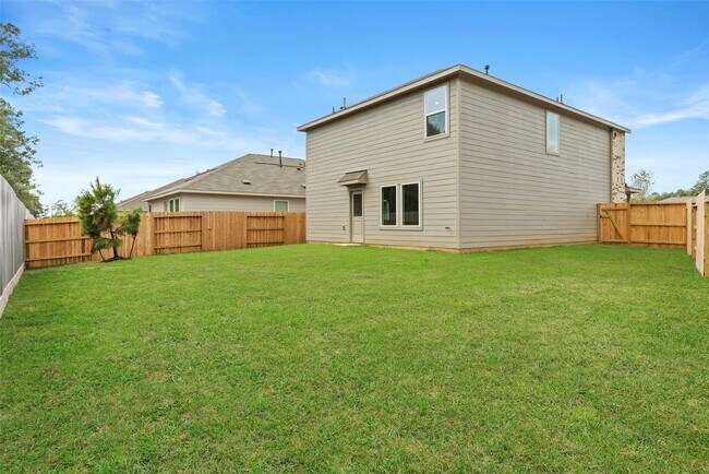 Building Photo - 3094 Mallorca Dr