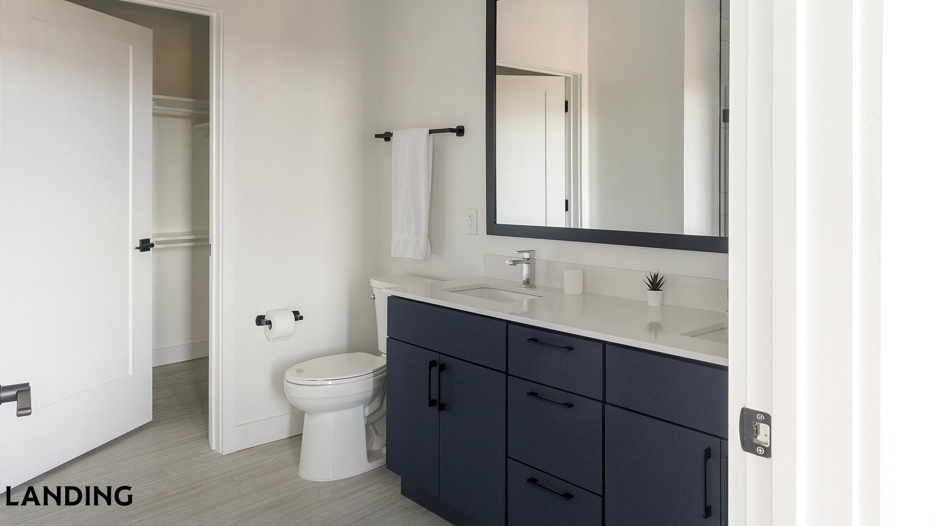 Building Photo - 1007 S Mint St