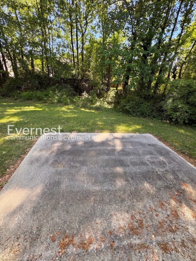 Building Photo - 7800 Park Ln