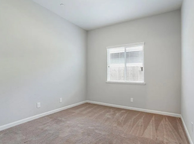 Building Photo - 1559 Hutchison Valley Dr