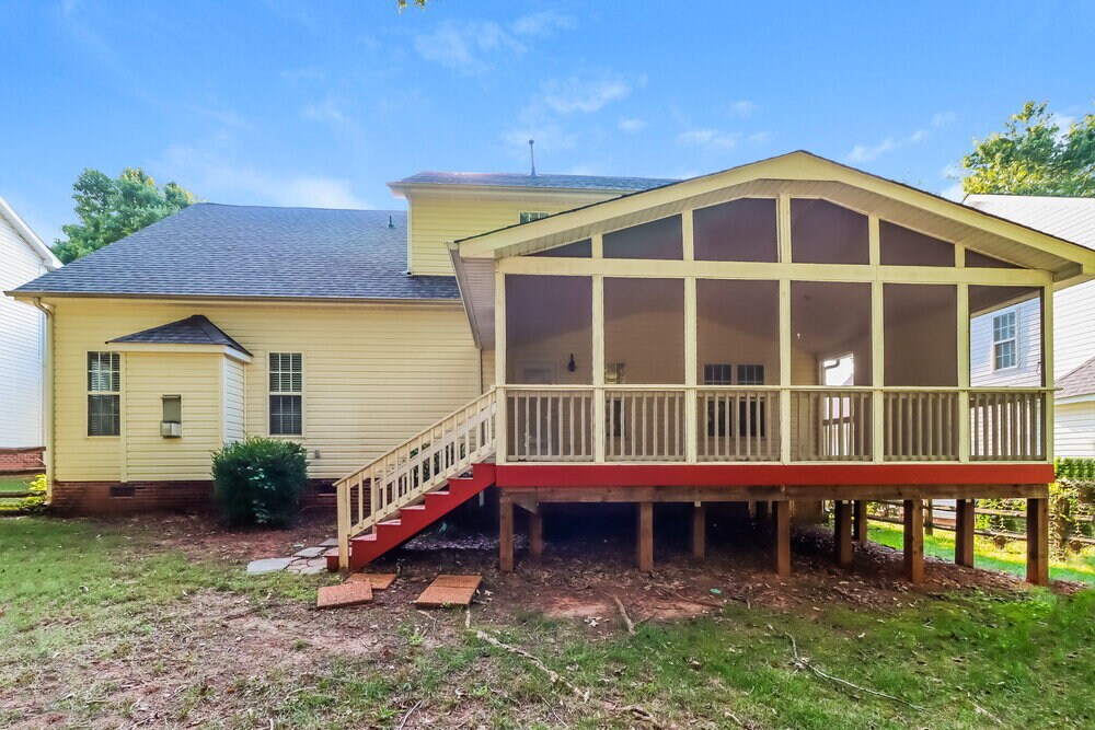 Building Photo - 8540 Glade Ct