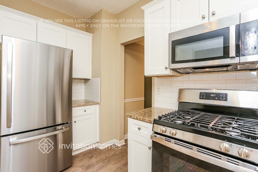 Building Photo - 1810 Fairpointe Trce