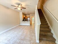 Building Photo - Chase Hollow #40