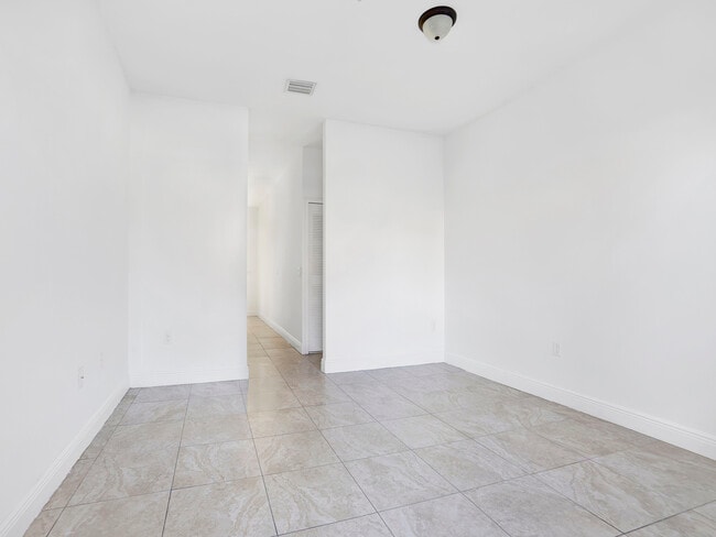 Building Photo - 18120 NW 59th Ave